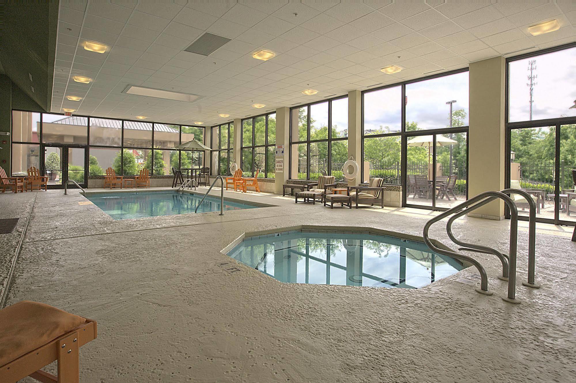 Hampton Inn Asheville - Biltmore Area Exterior photo